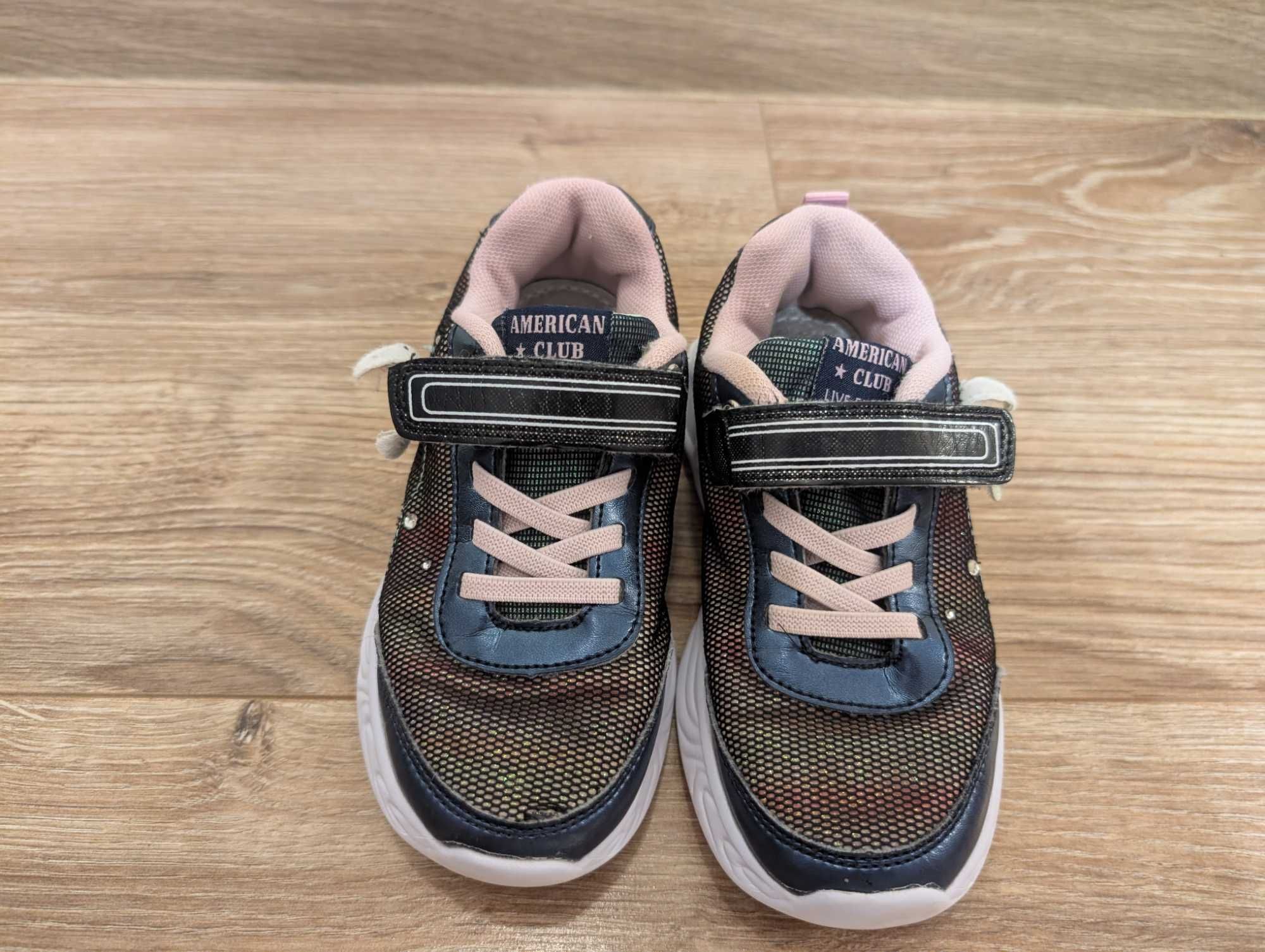 Buty adidasy  rozmiar 29  dla dziewczynki