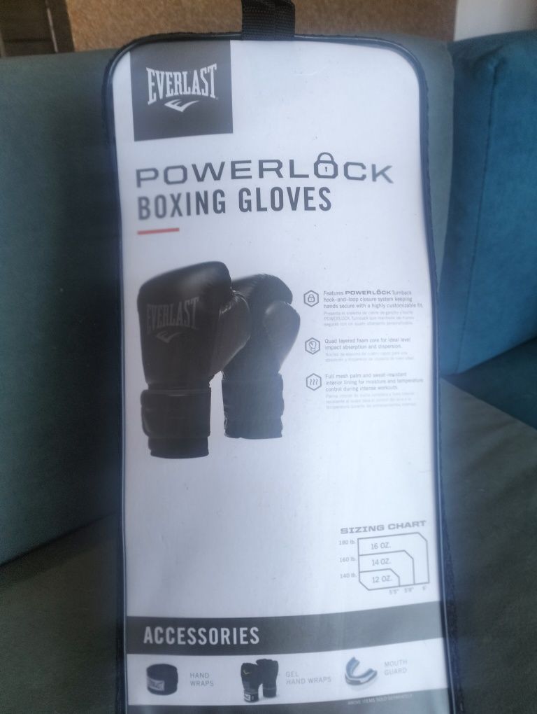 Боксерські рукавички.Боксерские перчатки.Everlast Powerlock 2R. 10oz