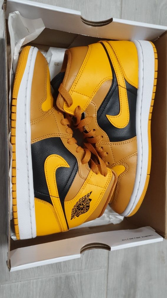 PIĘKNE Jordan 1 Mid Chutney Taxi eur38