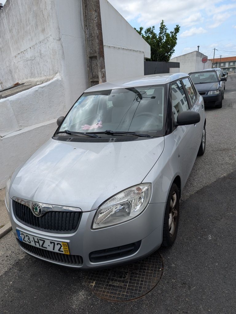 Skoda Fabia 2009 – 49.000 km – Excelente estado