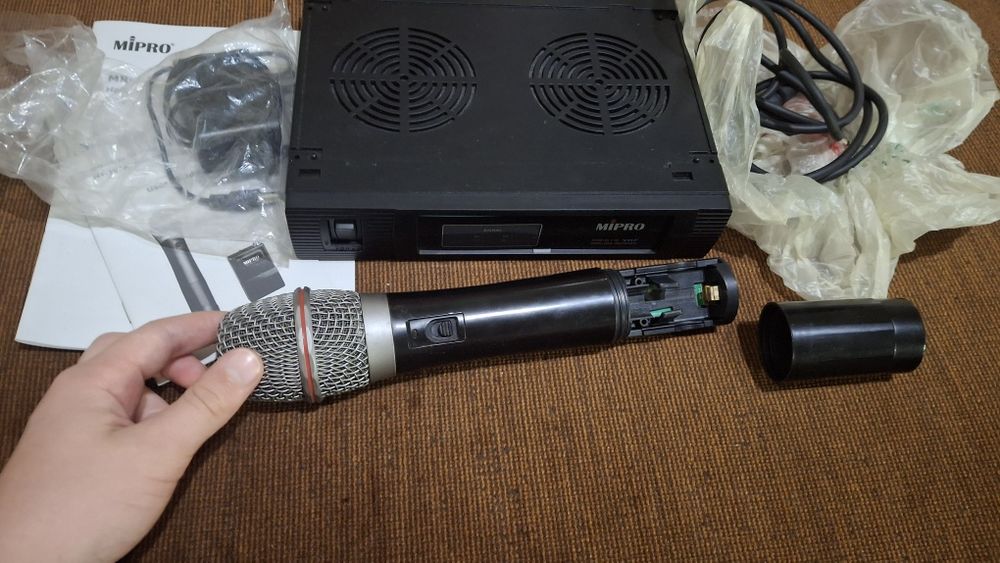 Продам комплект MIPRO — реальному покупателю торг.вьетнам