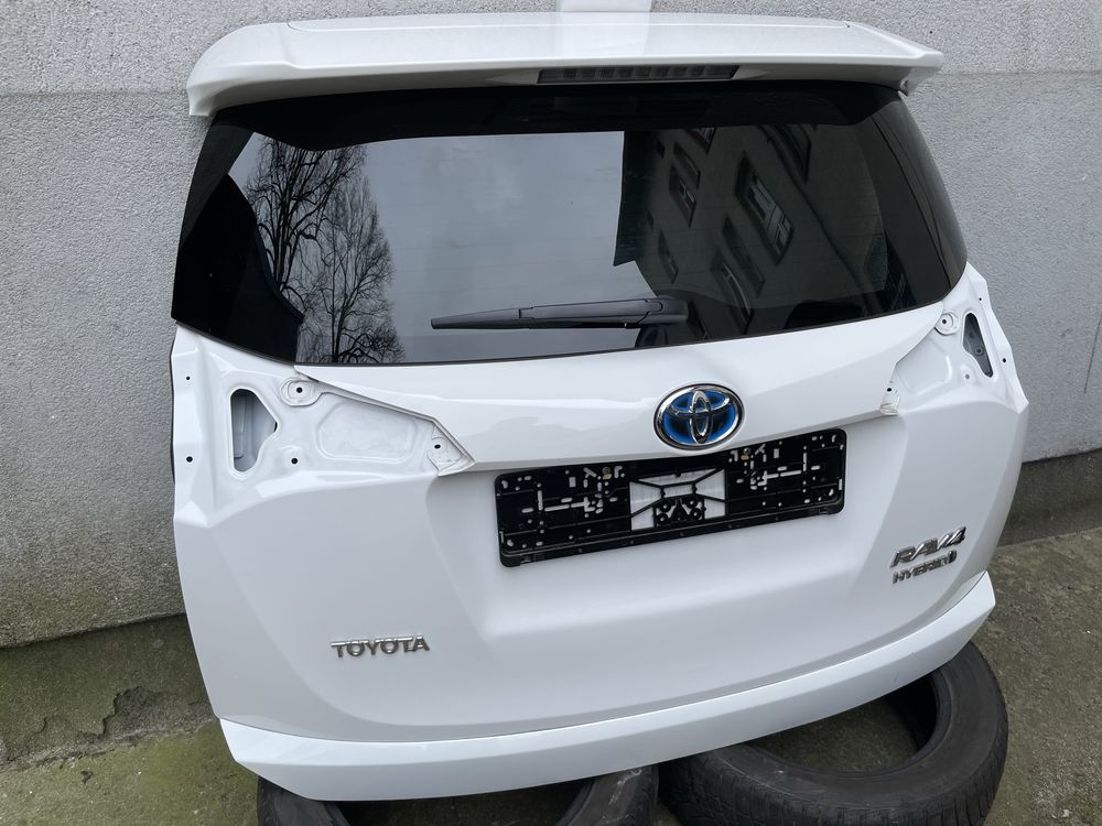 Toyota RAV4 IV lift 4gen klapa tył kompletna