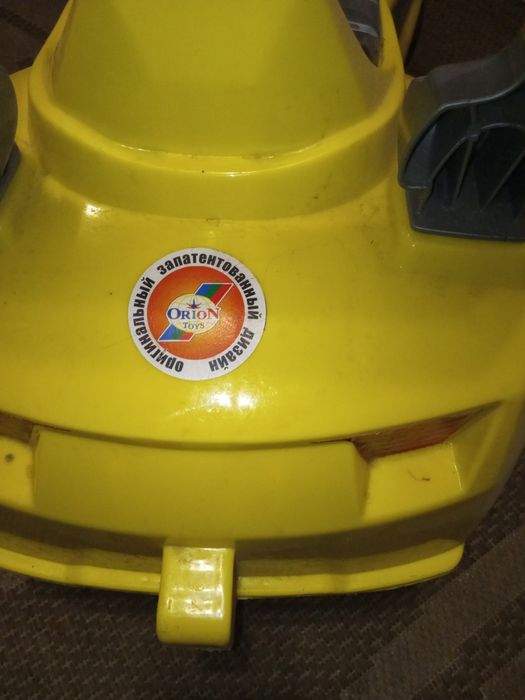 Каталка, велобіг дитячий.