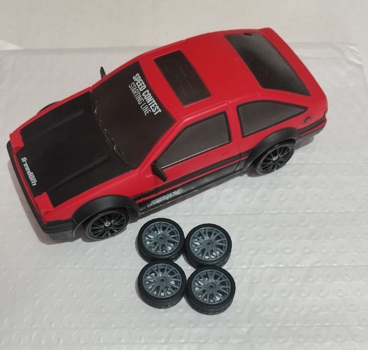Toyota AE86 1/24 RC