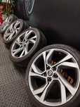 Jantes 18" originais Renault Megane 5×114.3

Furação: 5×114.3

Largura