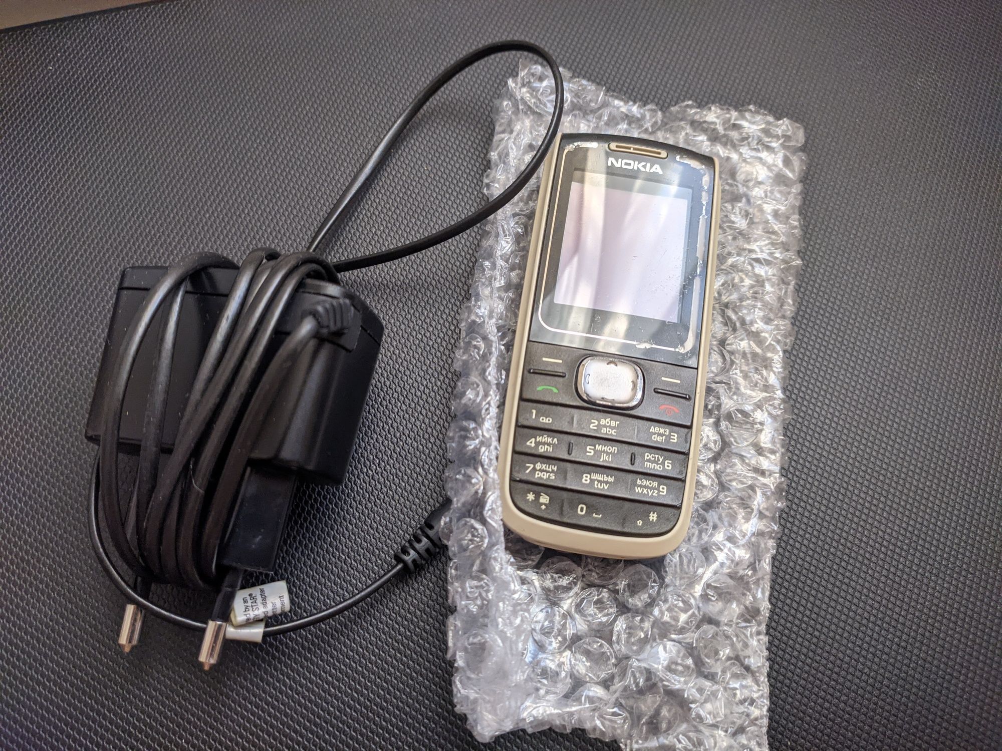 Мобильный телефон Nokia 1650