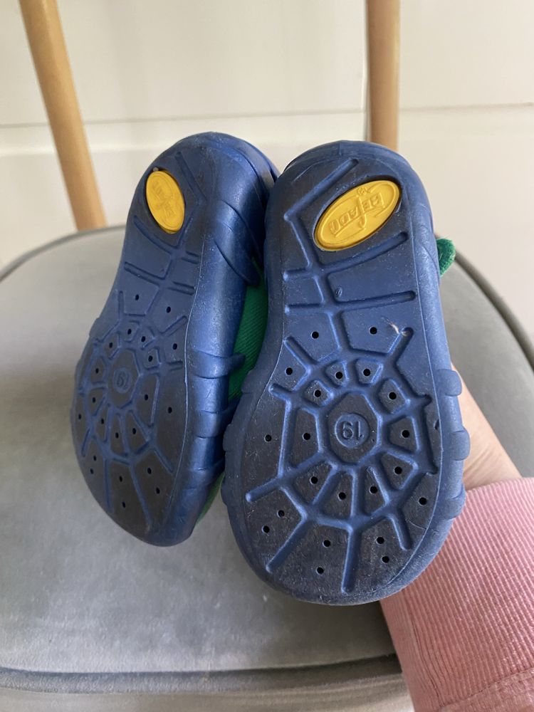 Befado kapcie papcie paputki 19 buty domowe zapinane