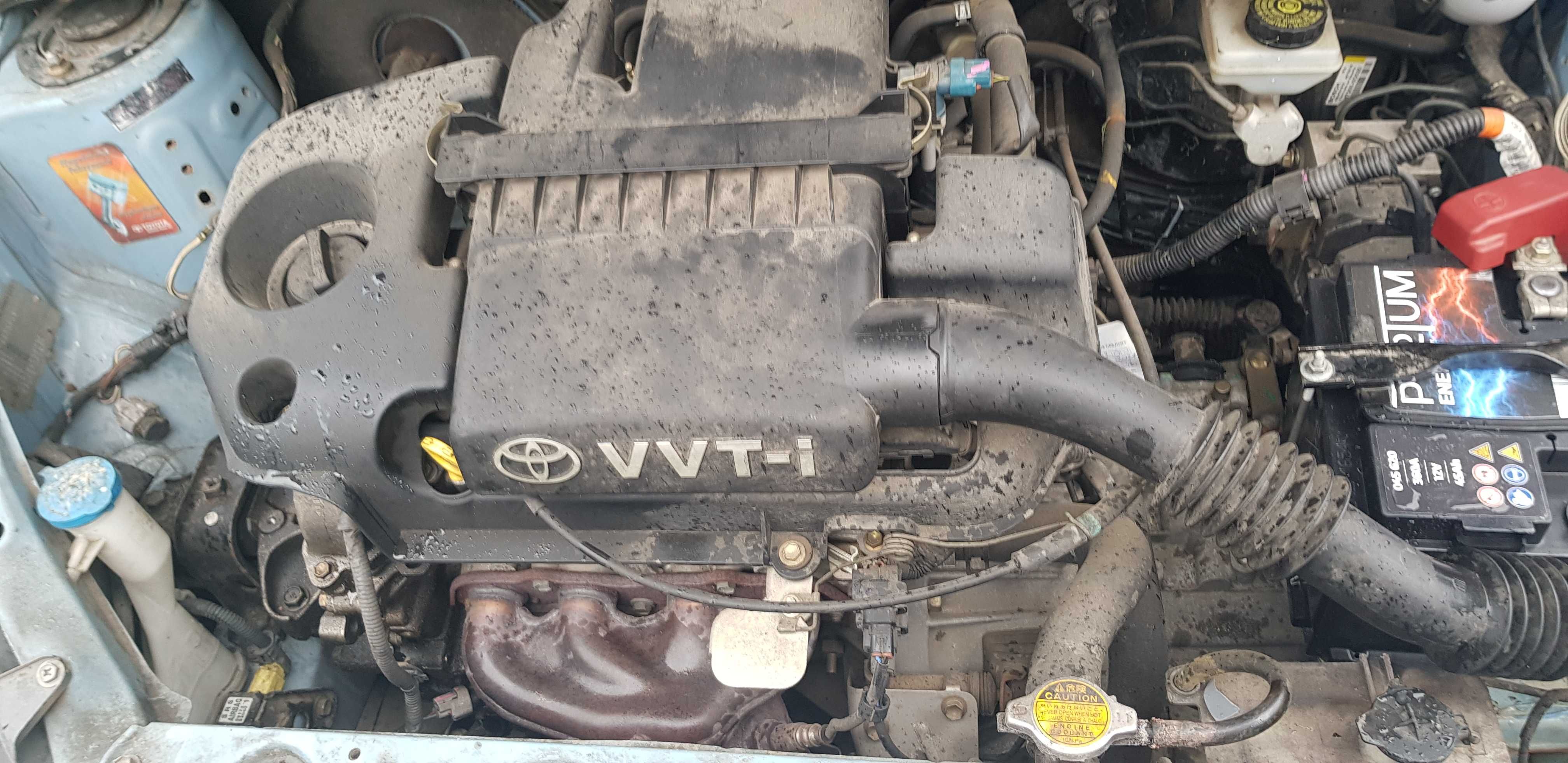 Toyota Yaris 1.3 VVTI Silnik 2SZFE silnik w aucie