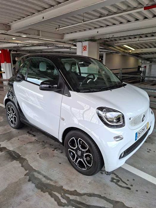 Smart Fortwo muito Bom 7750€
