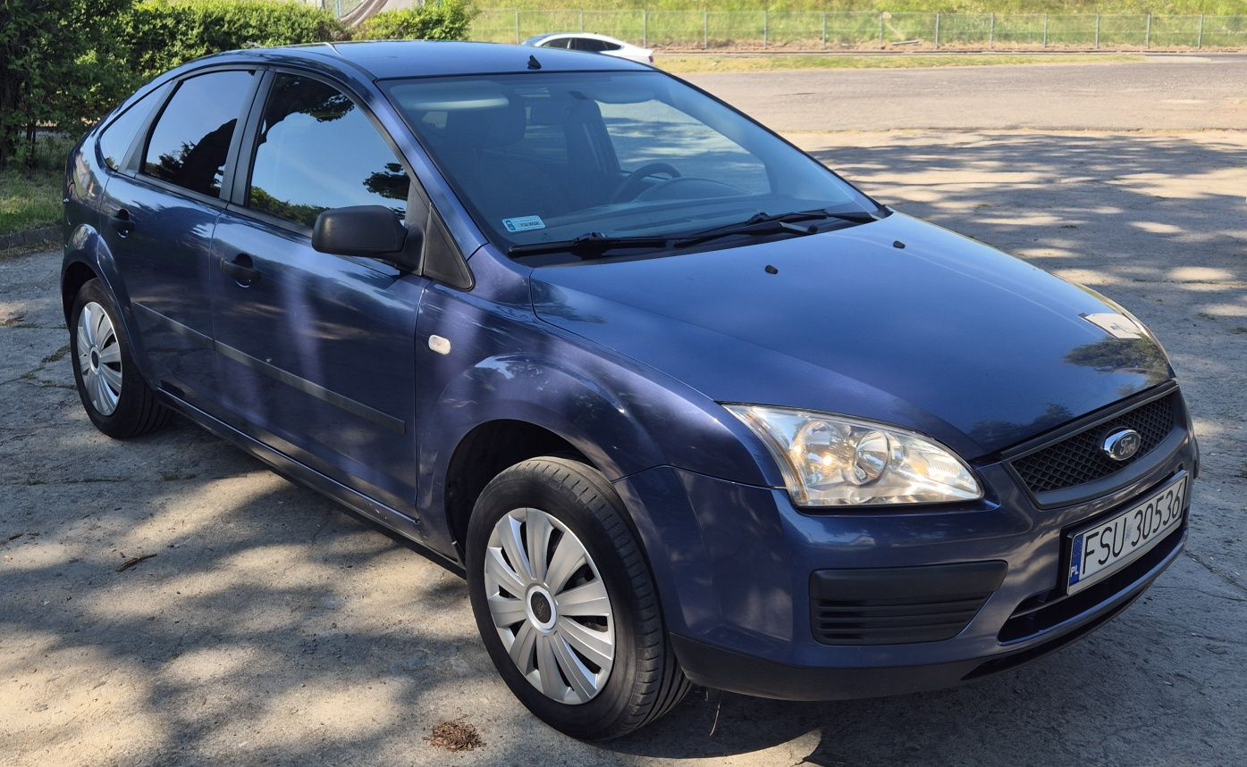 Ford Focus II HATCHBACK 1.6 DURATEC 100km, w pełni sprawny