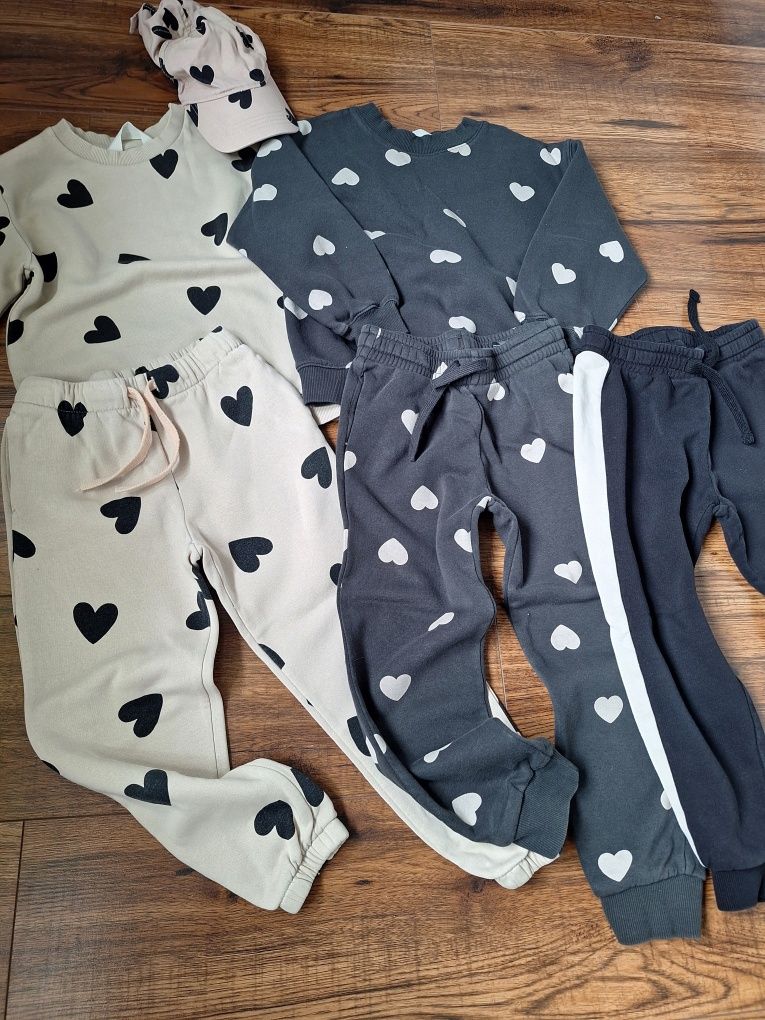 Zestaw dres h&m serduszka 110/116