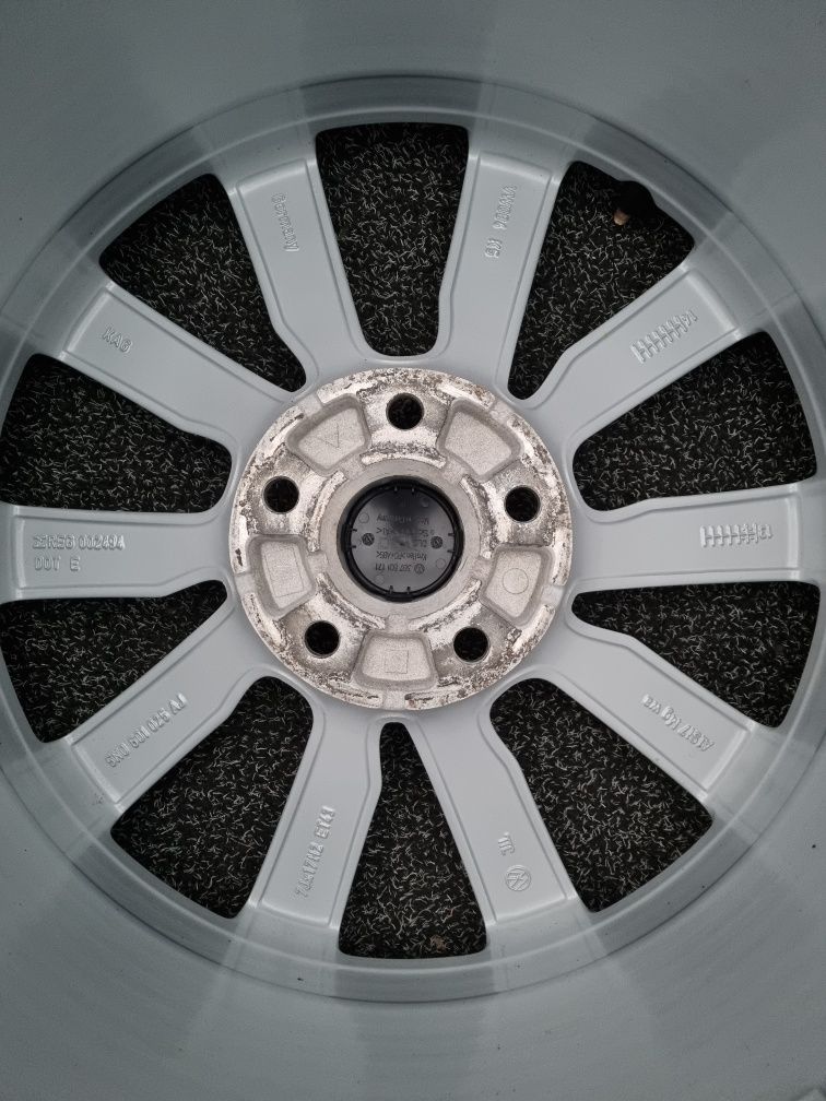 Felgi Alu 17" VW Tiguan Passat B8 B7 B6 T-Roc Golf Touran 5x112 Orygin