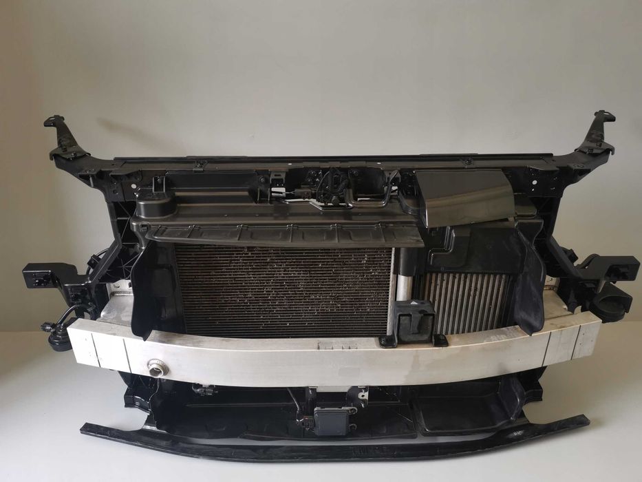 HYUNDAI SANTA FE IV Передня панель, телевізор