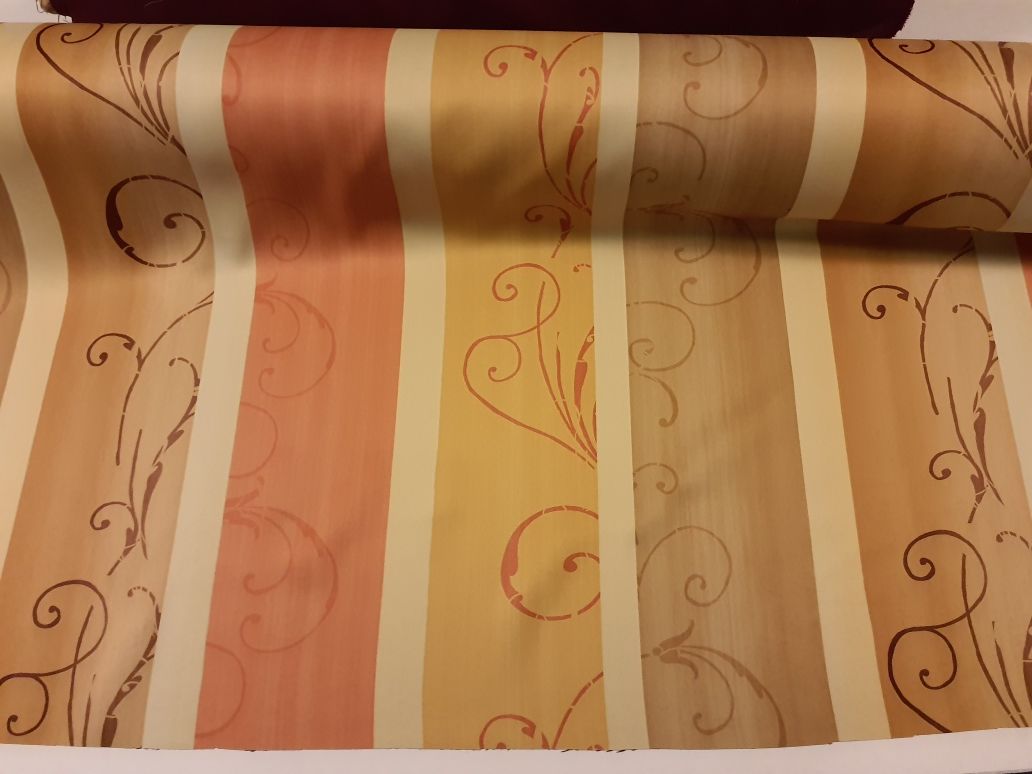 Tkanina zasłonowa-obrusowa pomarańczowo-żółta szer.152 cm.
