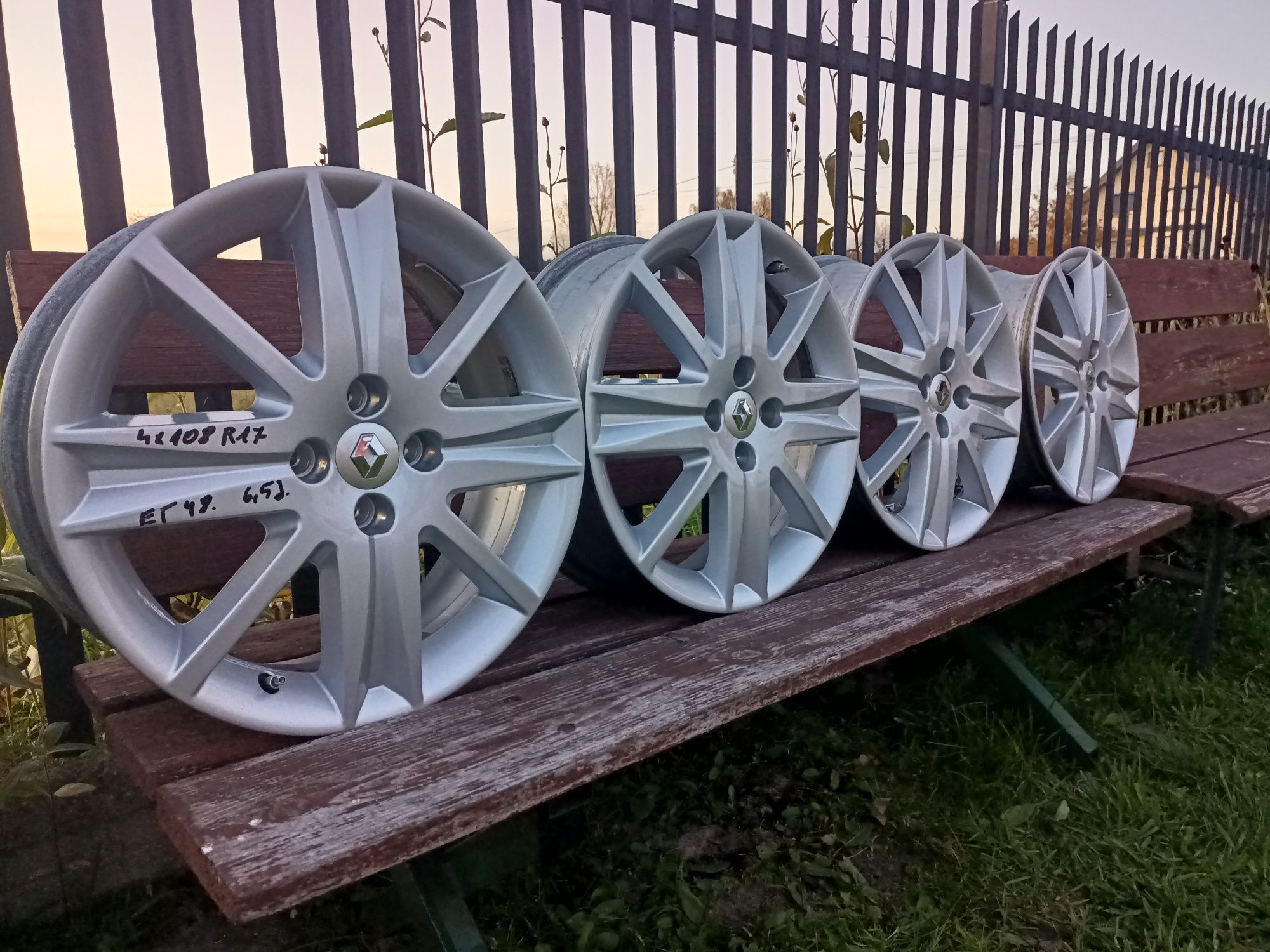Felgi 4x100 R17 Renault