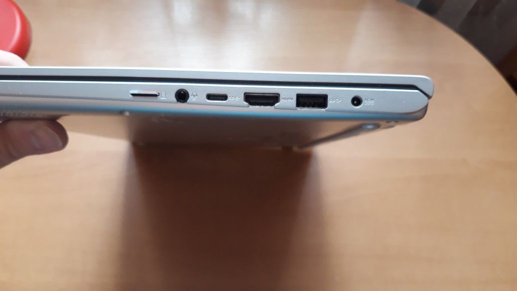 Laptop ASUS A512DA-BQ632T