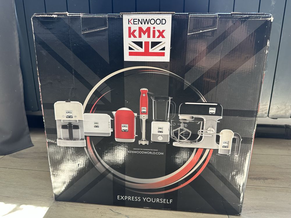 Kenwood KMX750BK Robot Kuchenny, 1000 W, 5 L czerwony