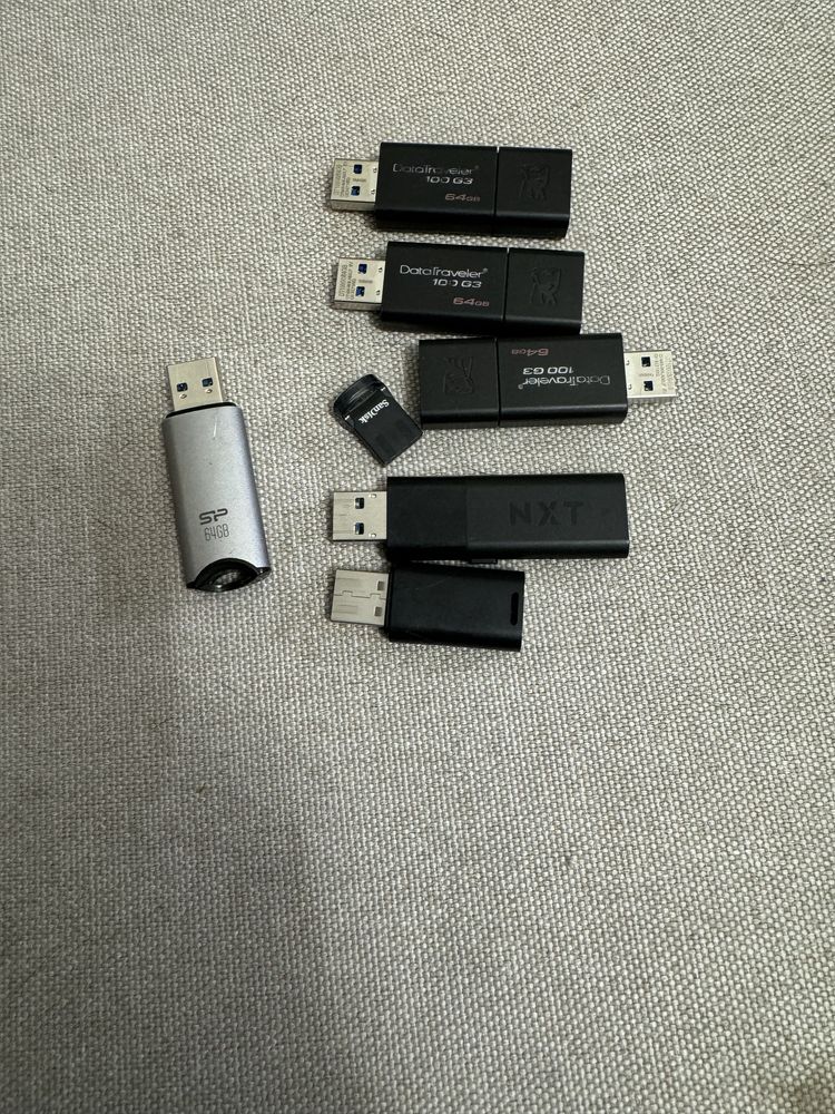Лот 6 флешек SP SanDisk Kingstone 64Gb (0889)