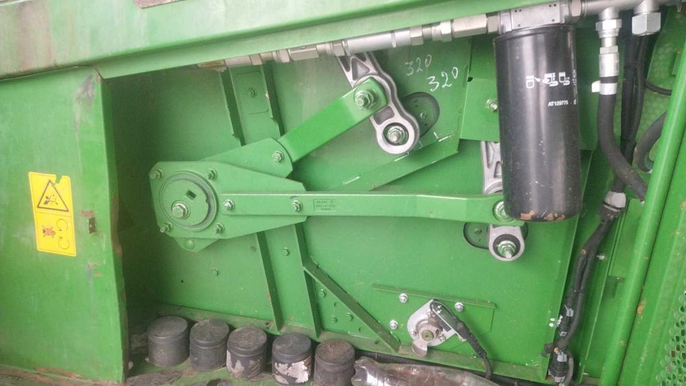 Комбаєн джондір S670I