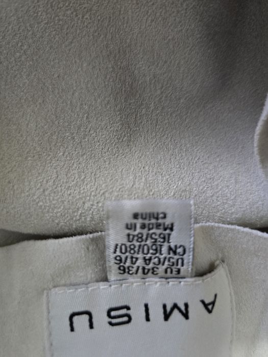 Kardigan Narzutka beżowa latte zamsz zamszowa asymetryczna długa S