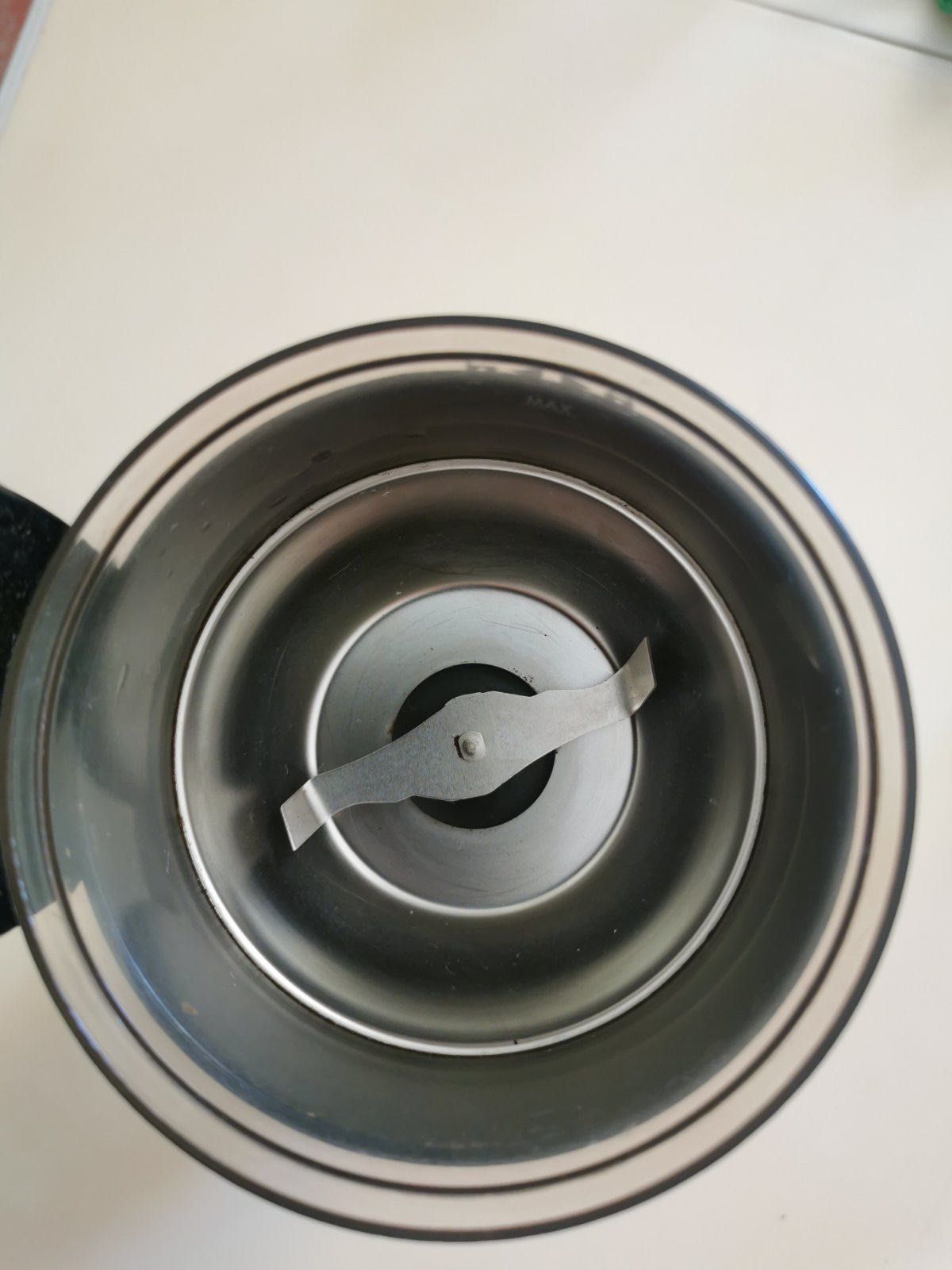 Кофемолка DeLonghi KG 49