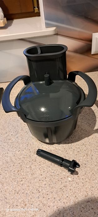 TERMOMIX TM6 - zestaw standardowy plus nakladka do krojenia.