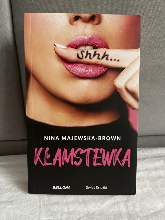 Romans „Kłamstewka” - Nina Majewska-Brown