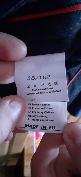 48/182 Garnitur do bierzmowania, na egzaminy i nie tylko.