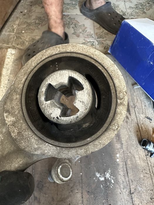 Передние рычаги tesla model Y