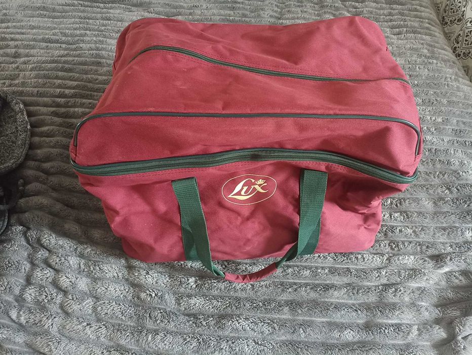 Сумка дорожня.Середня. 350грн.