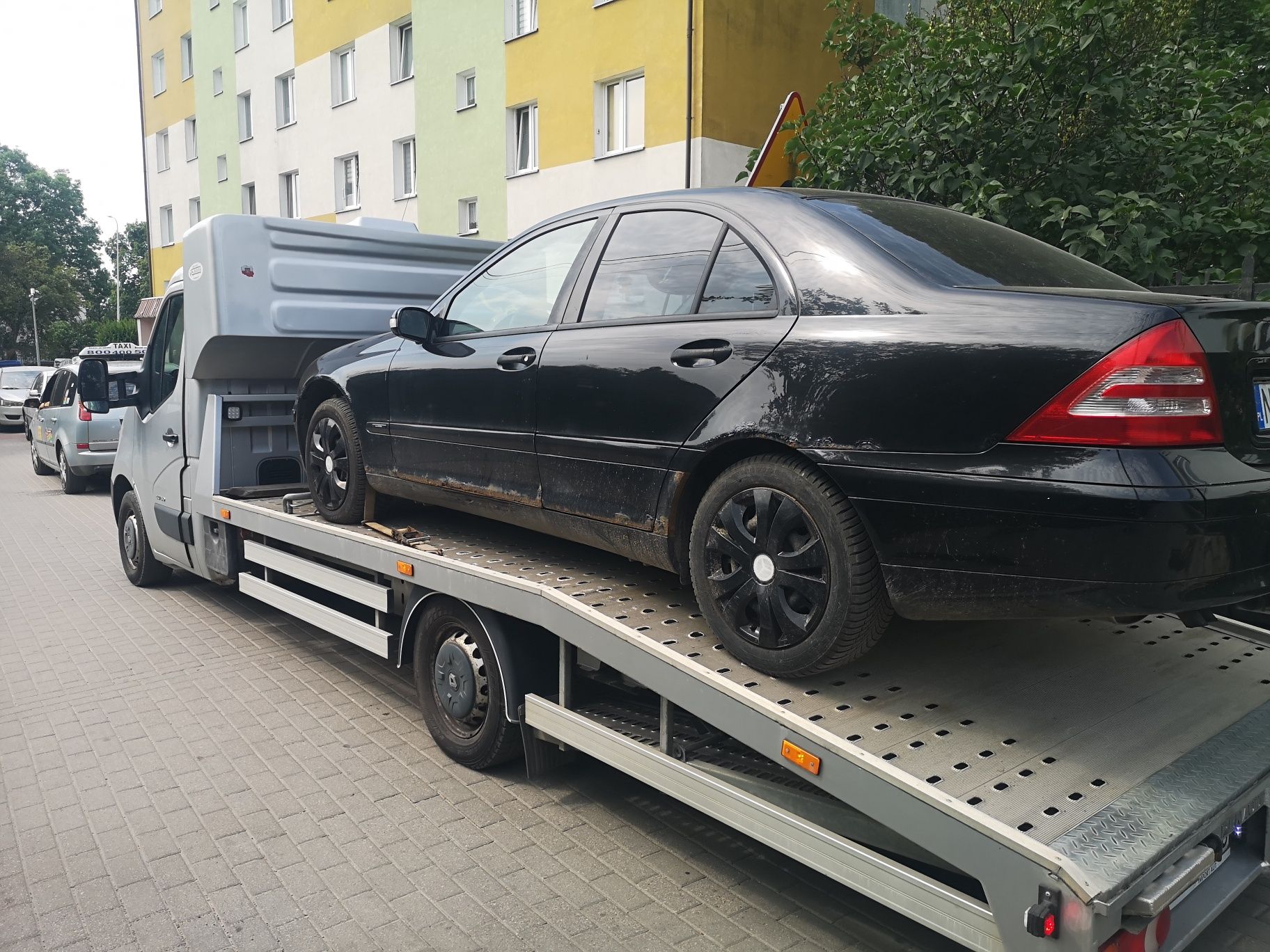 Pomoc Drogowa Grudziądz Autostrada A1 Holowanie  Laweta  Auto laweta