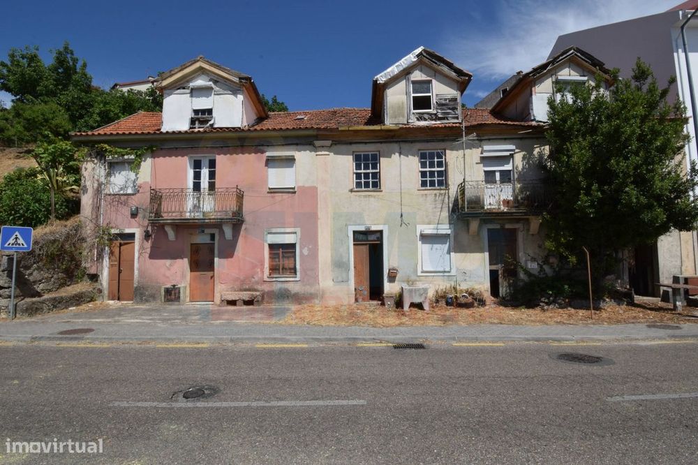 Edifício c/ Cinco Frações - Independentes - Zona Periférica da Covilhã
