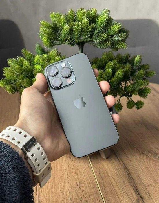 iPhone 16 Pro, 256 ГБ