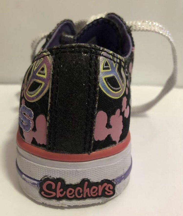 Миготлові повсякденні кросівки skechers  для дітей   розмір 34( 21,5 с