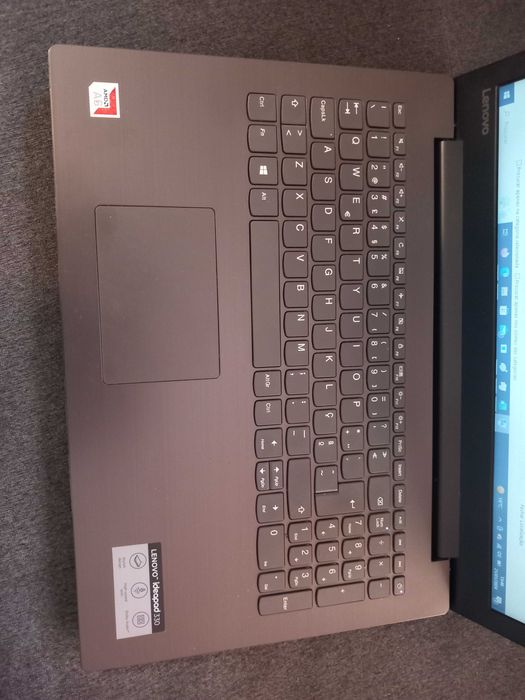 Portátil Lenovo Ideapad 330 AMD A6, Disco SSD 250Gb, 8 GB Ram