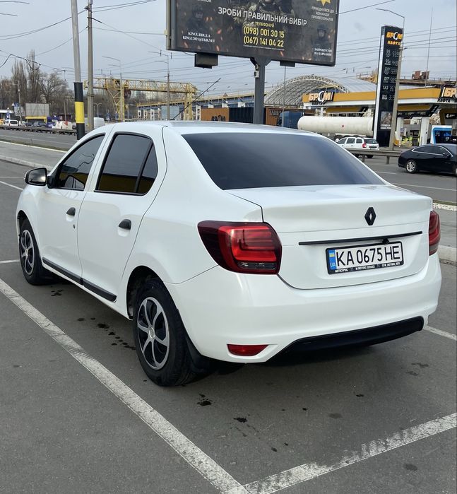 Рено Логан 2 2019 г.в. газ/бензин