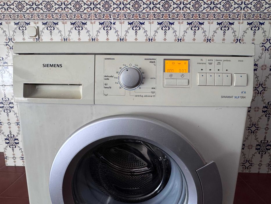Maquina de Lavar Roupa - Siemens siwamat XLP 1264