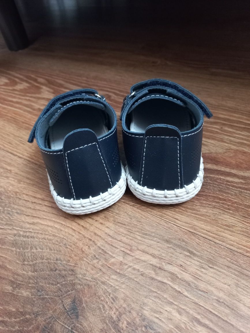 Eleganckie buciki r.23 jak nowe!