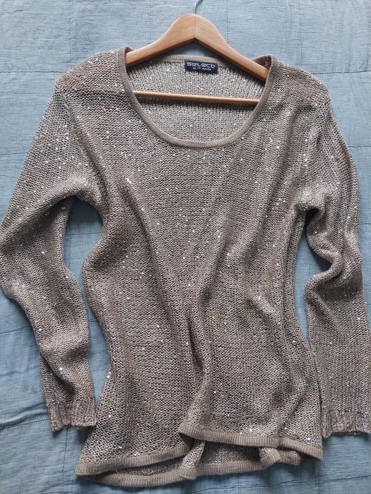 Sweter z cekinami