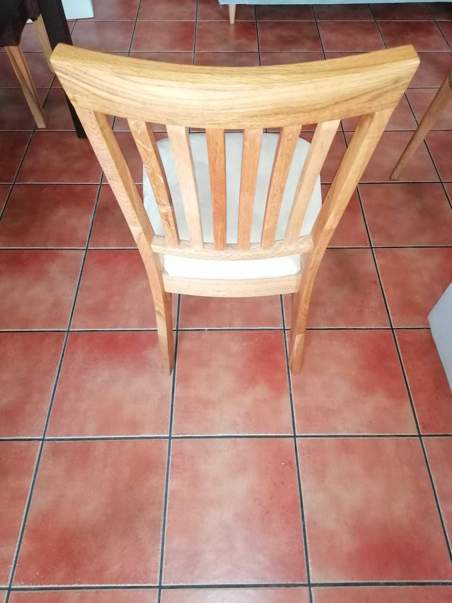 Cadeiras de mesa de refeição