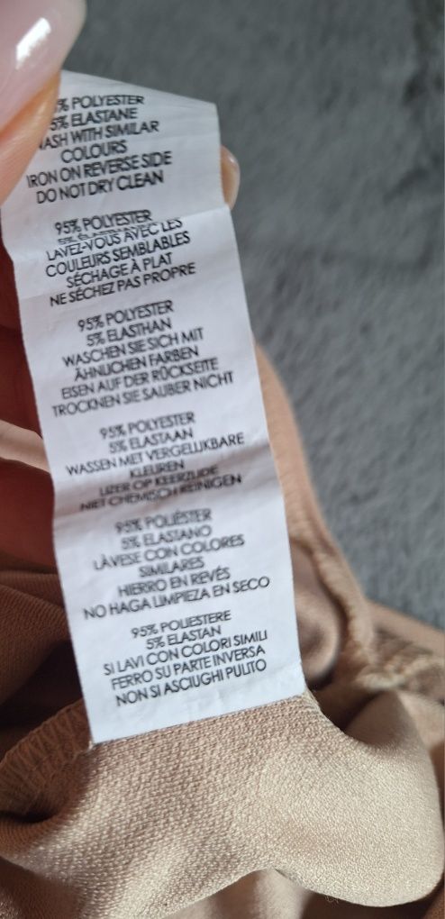 Beżowa sukienka Boohoo rozmiar L 40