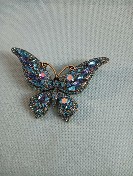 Broszka w kształcie Motyla