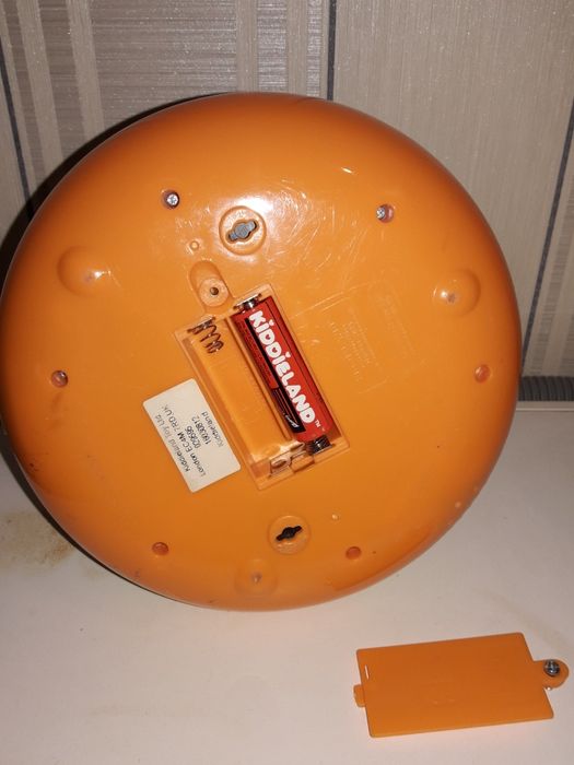 Музыкальная юла kiddieland и черепашка Chicco