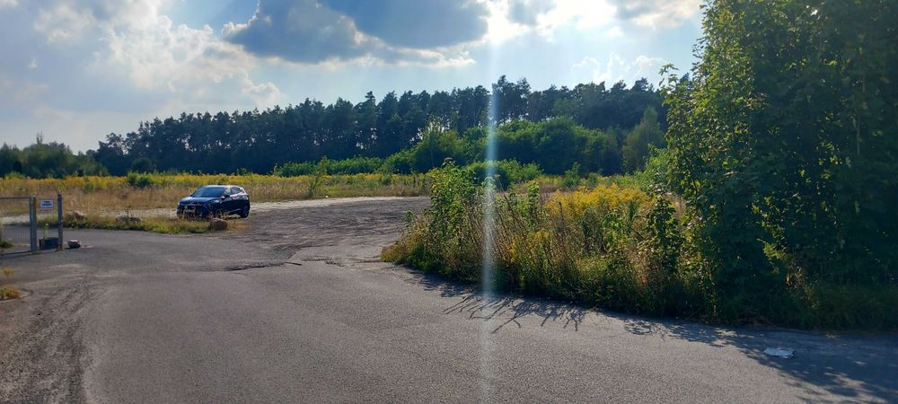 działka budowlano inwestycyjna z zjazdem z drogi krajowej nr.92