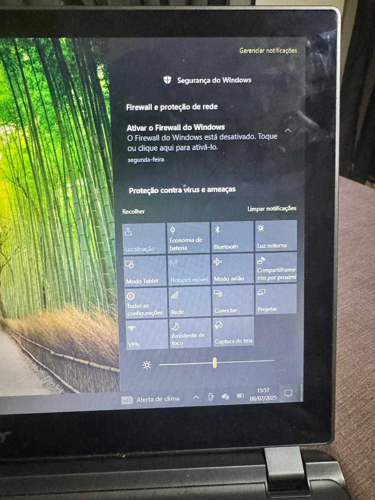 Notebook Acer, Tela touchscreen pouco usado