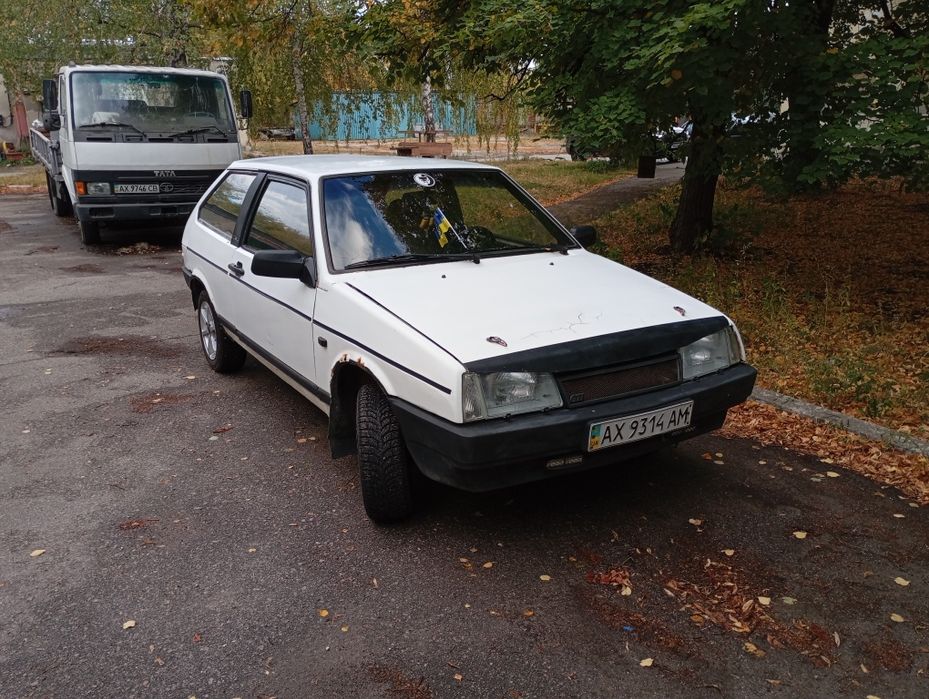 Продаю машину вісімка