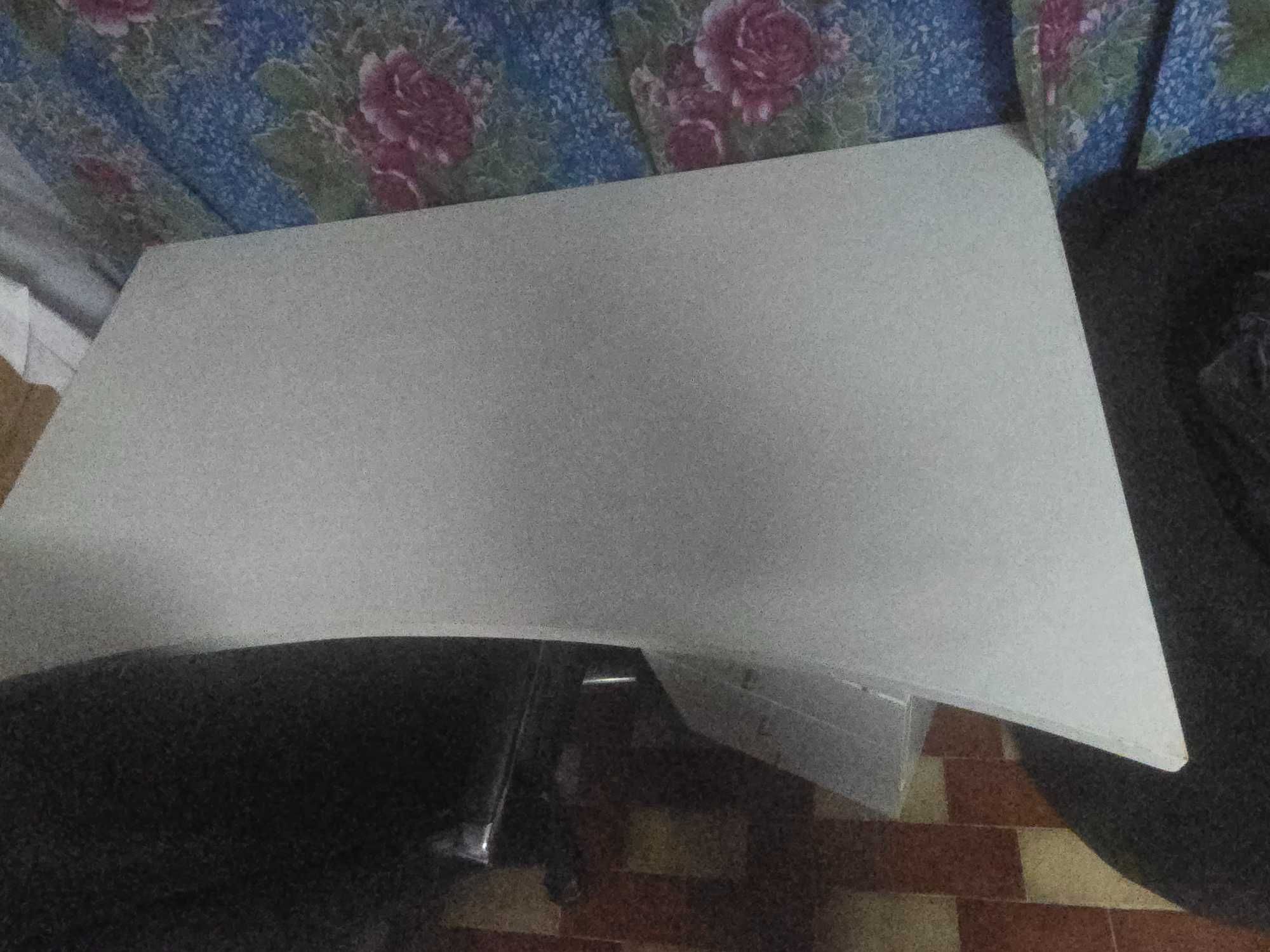 Mesa com cadeira Escritório