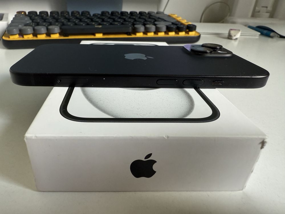 iPhone 15 128gb Black Idealny Bateria Oryg 93%