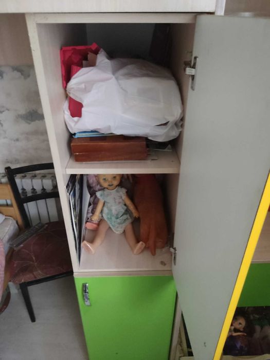 Дитяче двухярусне ліжко