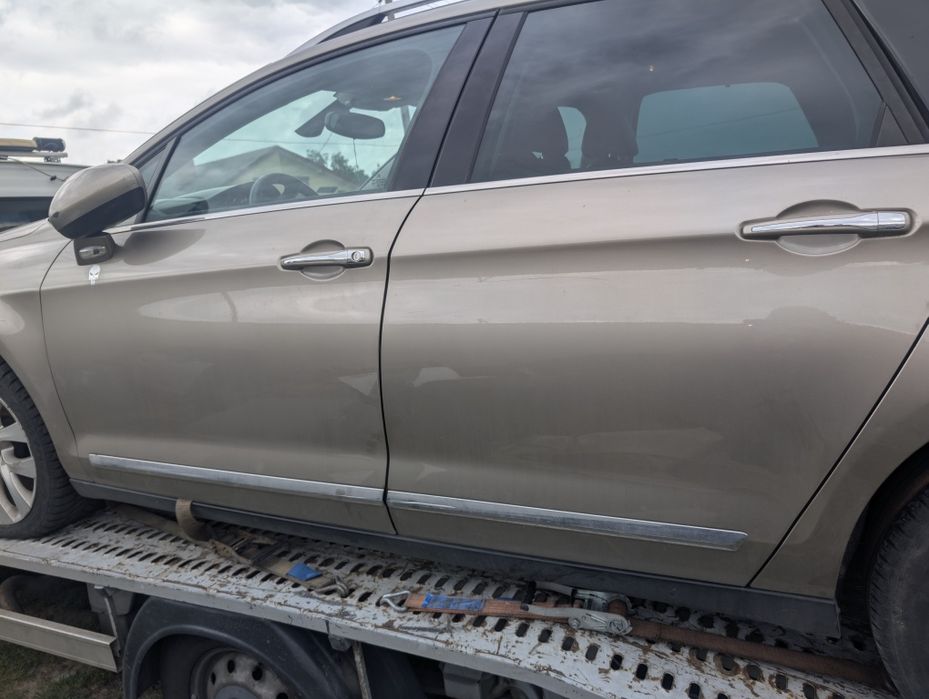 Drzwi lewe tył przód citroen C5 x7 kch kombi